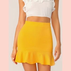 High Waist Pep Hem Textured Skirt